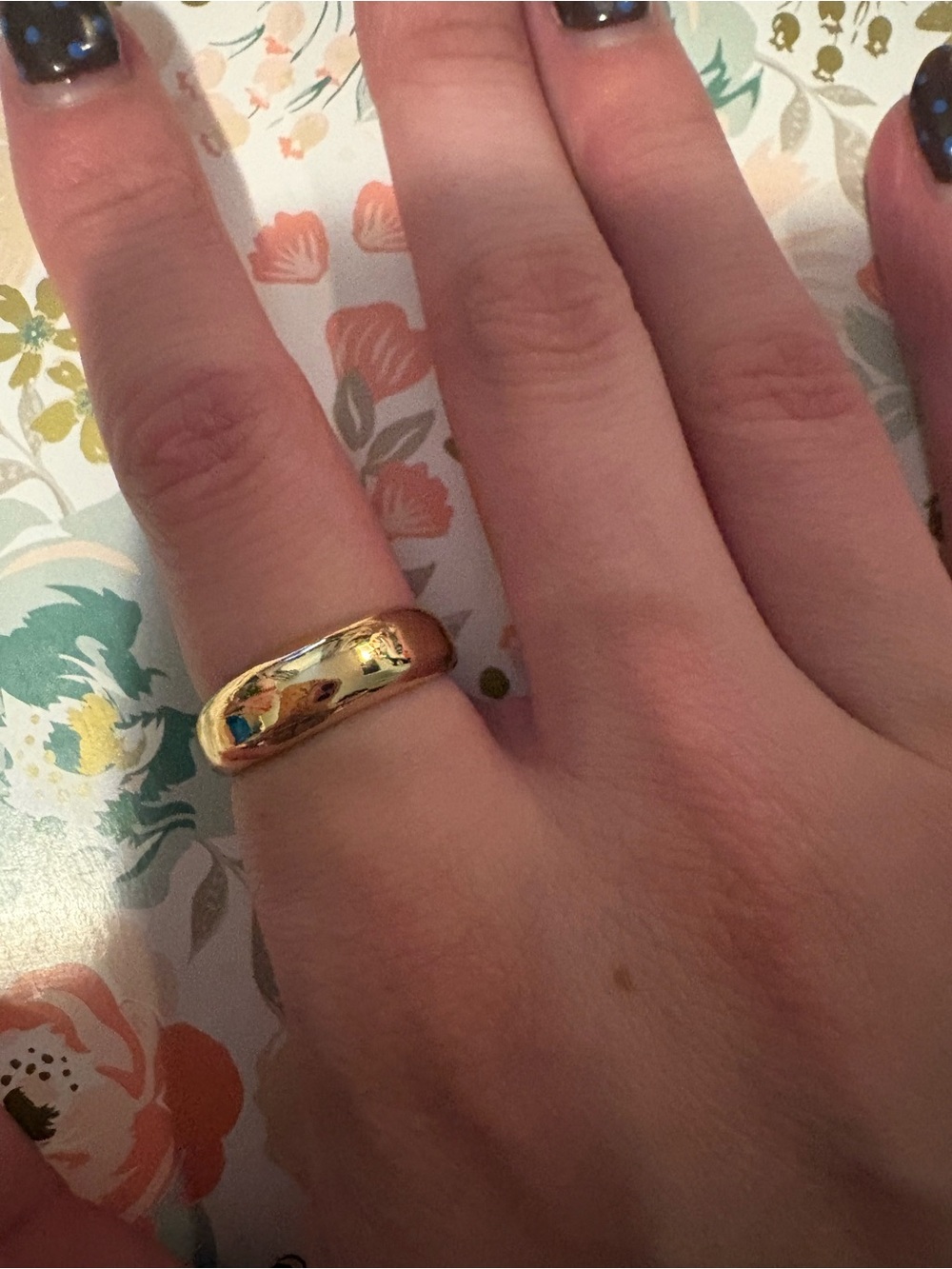 Classic Gold Dome Band Ring size 8